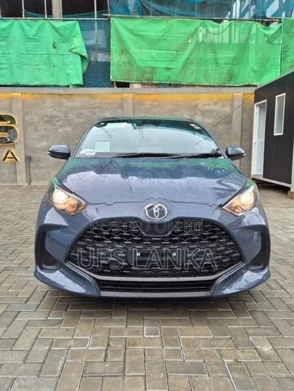 Toyota Yaris X Grade 2025