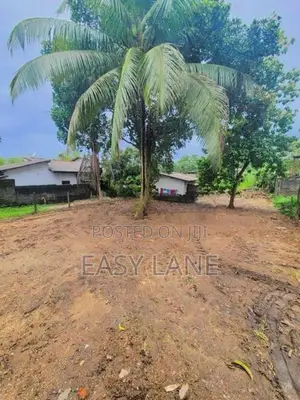 අතුරුගිරිය – කහන්තොට පාරෙන් පර්චස් 22ක වටිනා ඉඩමක් විකිණීමට
