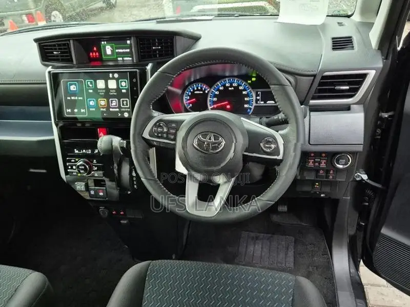 Toyota Roomy Custom G 2024