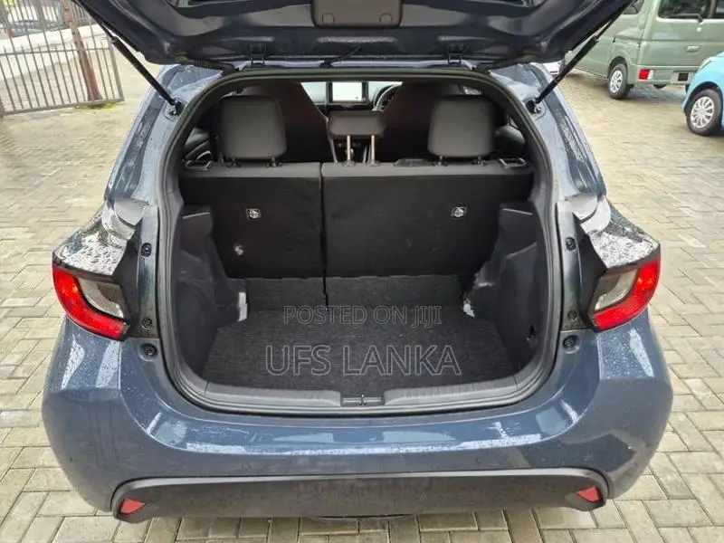 Toyota Yaris X Grade 2025