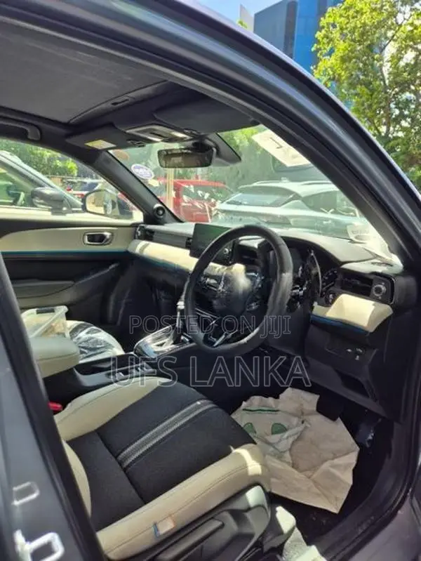 Honda Vezel Z Play 2024