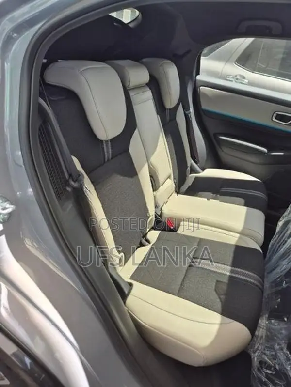 Honda Vezel Z Play 2024