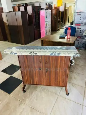 Modern Full Door Iron Cupboard with Wheels