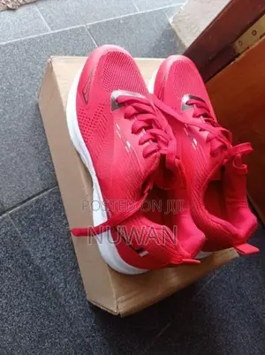 Sports Shoes