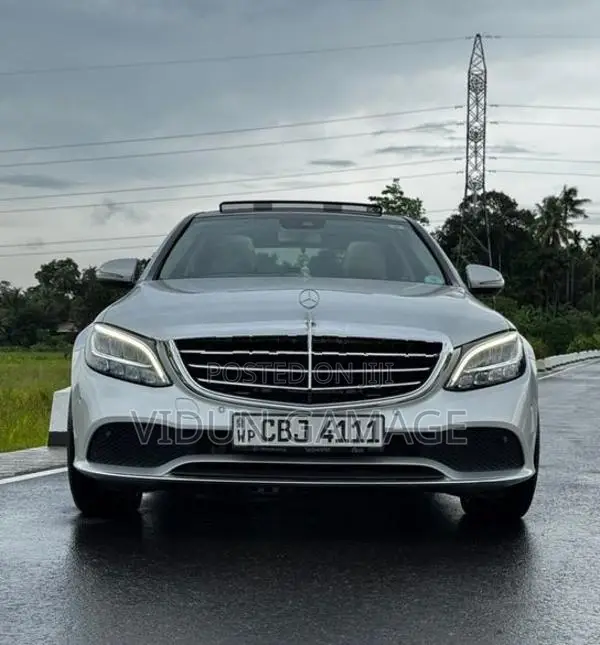 Mercedes Benz C200 PREMIUM PLUS 2019