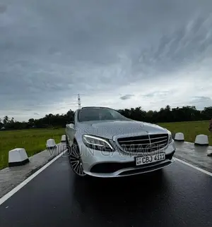 Mercedes Benz C200 PREMIUM PLUS 2019
