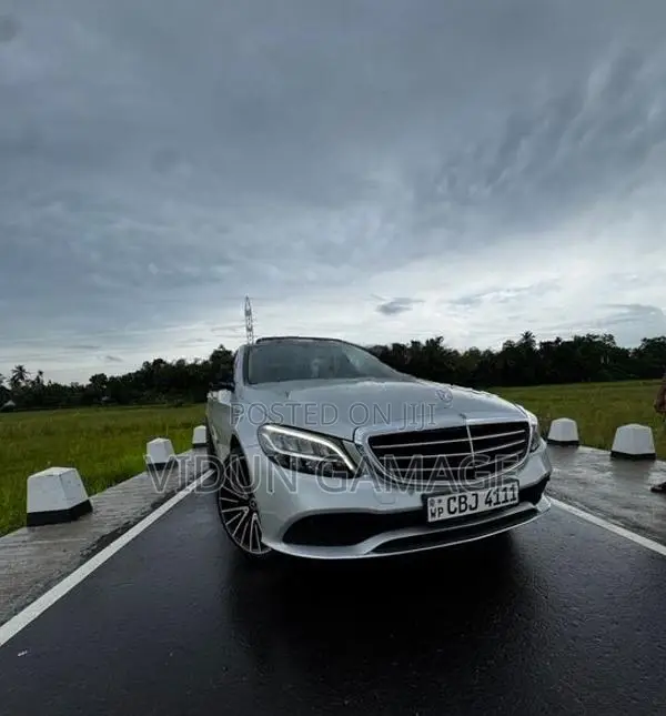 Mercedes Benz C200 PREMIUM PLUS 2019