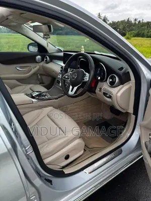 Mercedes Benz C200 PREMIUM PLUS 2019