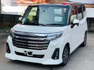 Toyota Roomy Custom GT 4way Cam 2026