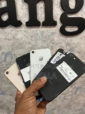 Apple iPhone 8 (Used)