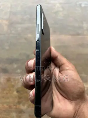 Sony Xperia 1 II (Used)