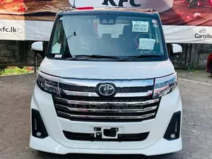 Toyota Roomy Custom GT 4way Cam 2026