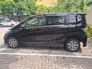 Honda Freed 2012