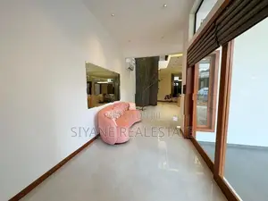 Luxury New House Sale in Battamulla