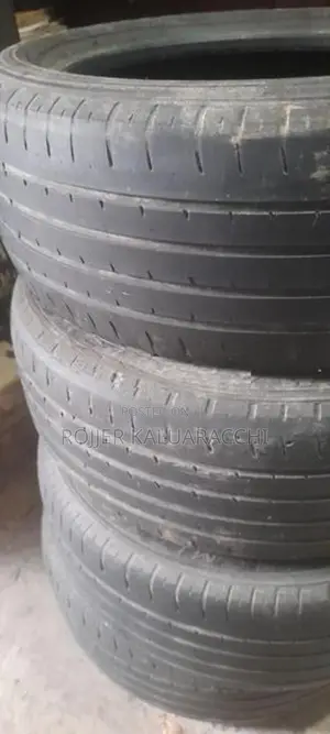 Premitras Maxis Tire 215/50/R 17