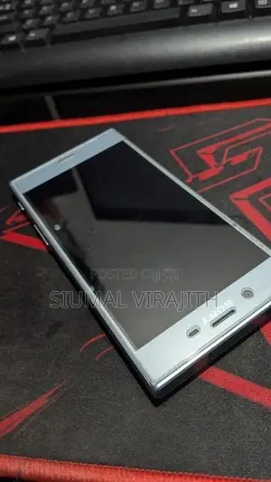 Sony Xperia XZS (Used)