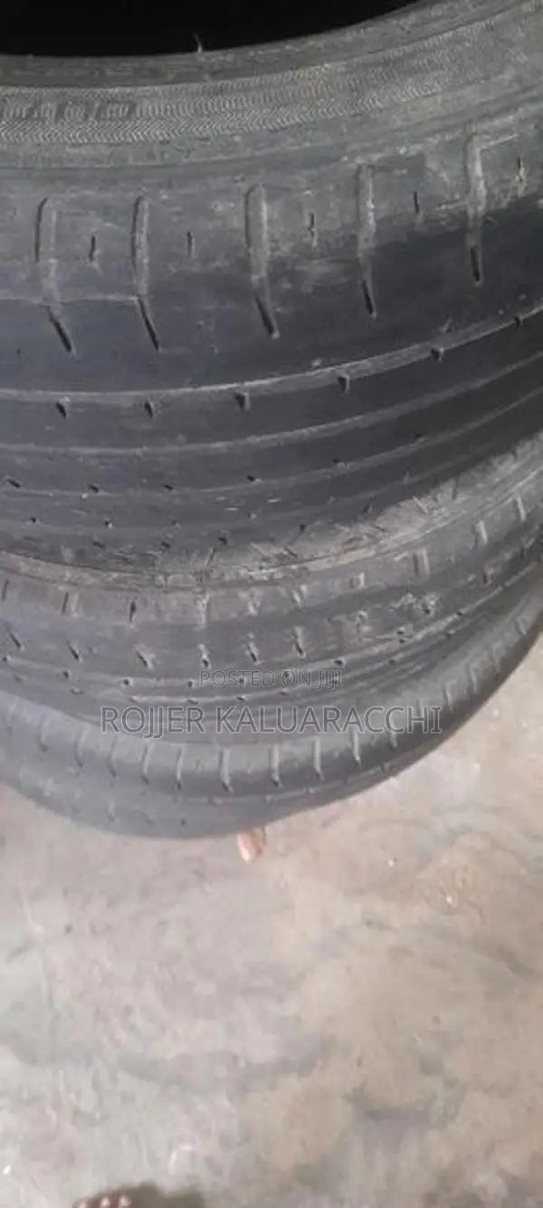 Premitras Maxis Tire 215/50/R 17