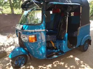 Bajaj RE 2014