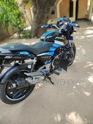 Bajaj Pulsar 180 2012