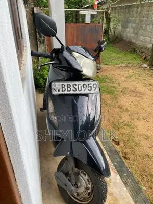 Hero Pleasure Scooter 2014