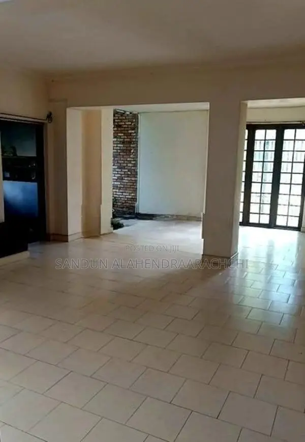 Kandy Ampitiya House for Sale