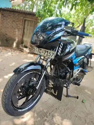 Bajaj Pulsar 180 2012