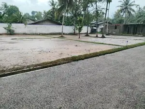 බිම් කොටස්ග ම්පහ, මිරිස්වත්ත හන්දියෙන්, අධිවේගී පිවිසුමට ආසන්නව