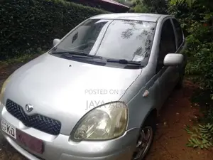 Toyota Vitz 2004