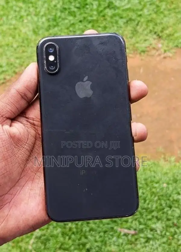 Apple iPhone XS Black (Used)