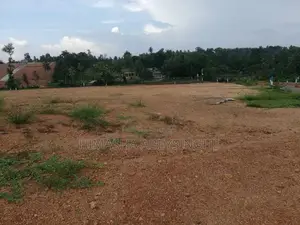 Land for Sale in Kahathuduwa