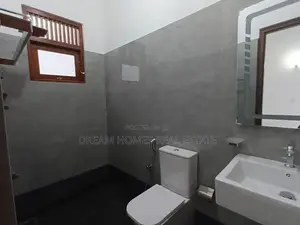 Luxury New Single House for Sale Piliyandala