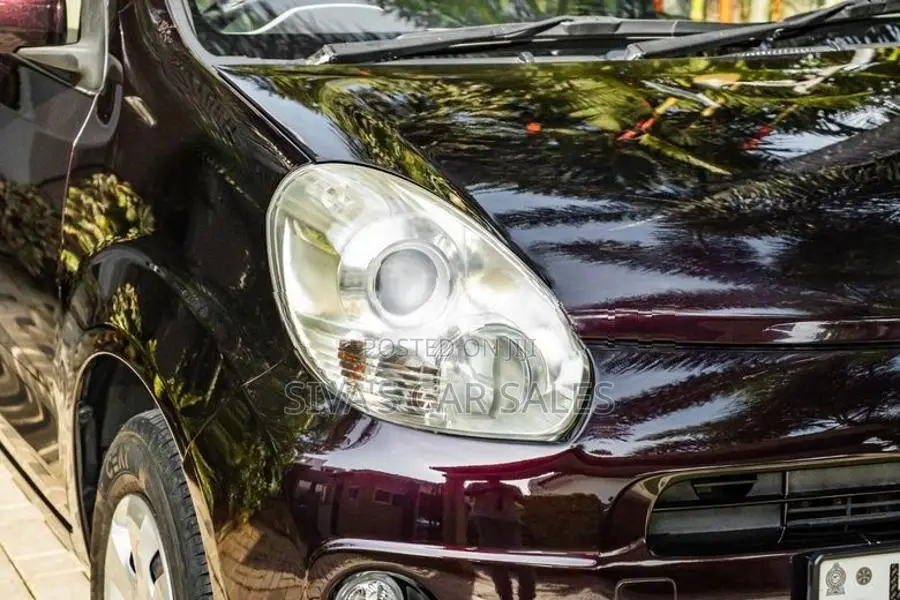 Toyota Passo 2011