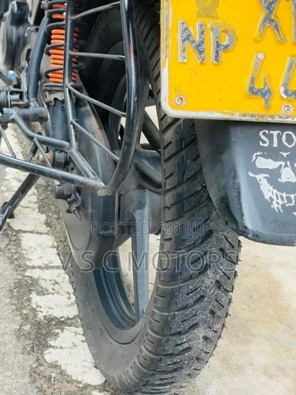 Bajaj Platina 125 2012