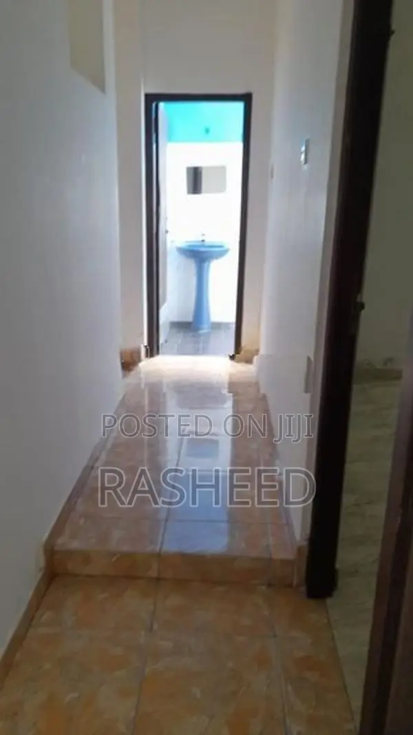 1st Floor House 2 Bedroom for Rent in Dehiwala