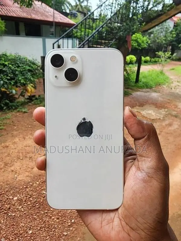 Apple iPhone 13 (Used)