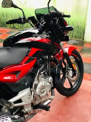 Bajaj Pulsar 150 2017