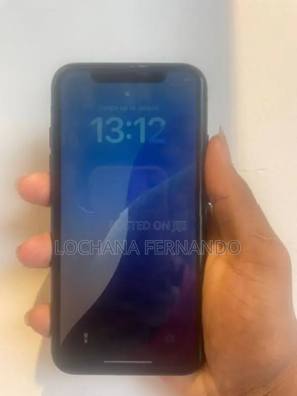 Apple iPhone XR (Used)