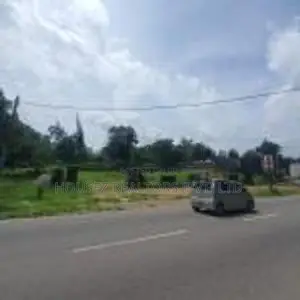 Prime Commercial Land for Rent Gampaha
