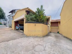 Furniture With Luxury House Sale Battaramulla