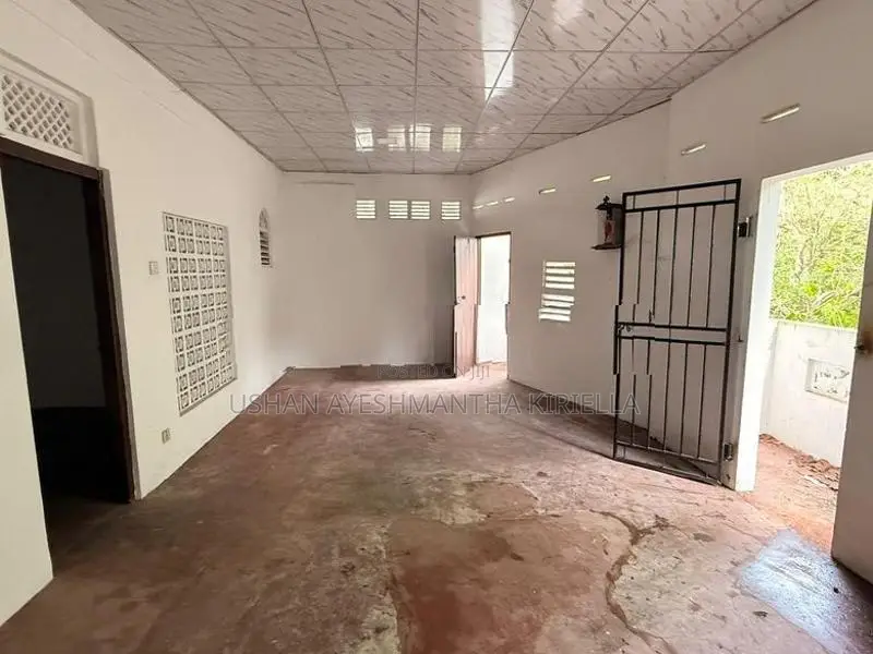 Building for Rent Kelaniya