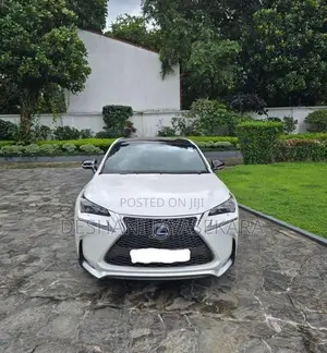 Lexus NX 300 2015