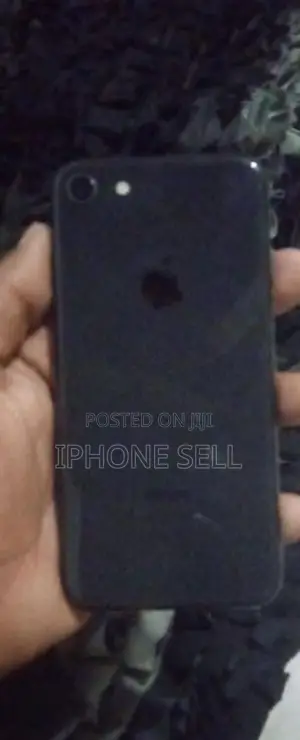 Apple iPhone 8 Used (Used)