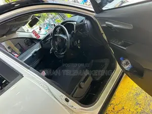 Mahindra KUV 100 2024