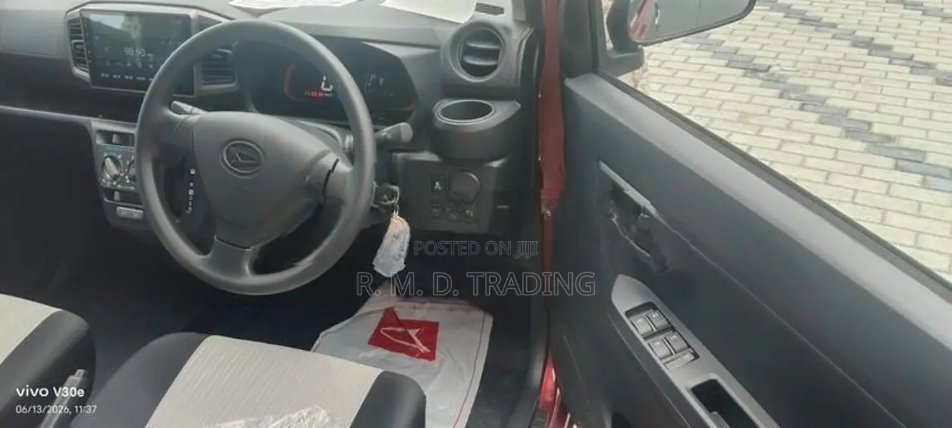 Daihatsu Mira ES L SA3 2025