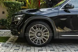 Mercedes Benz GLB 200 AMG Premium+ UK 2025