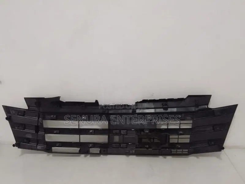Toyota Roomy M900 Shell