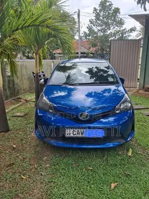 Toyota Vitz 2015