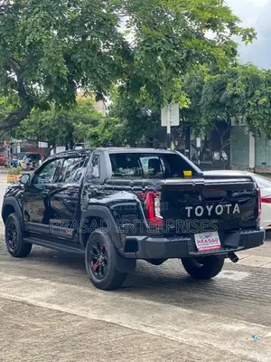 Toyota Hilux Overland Plus 2026
