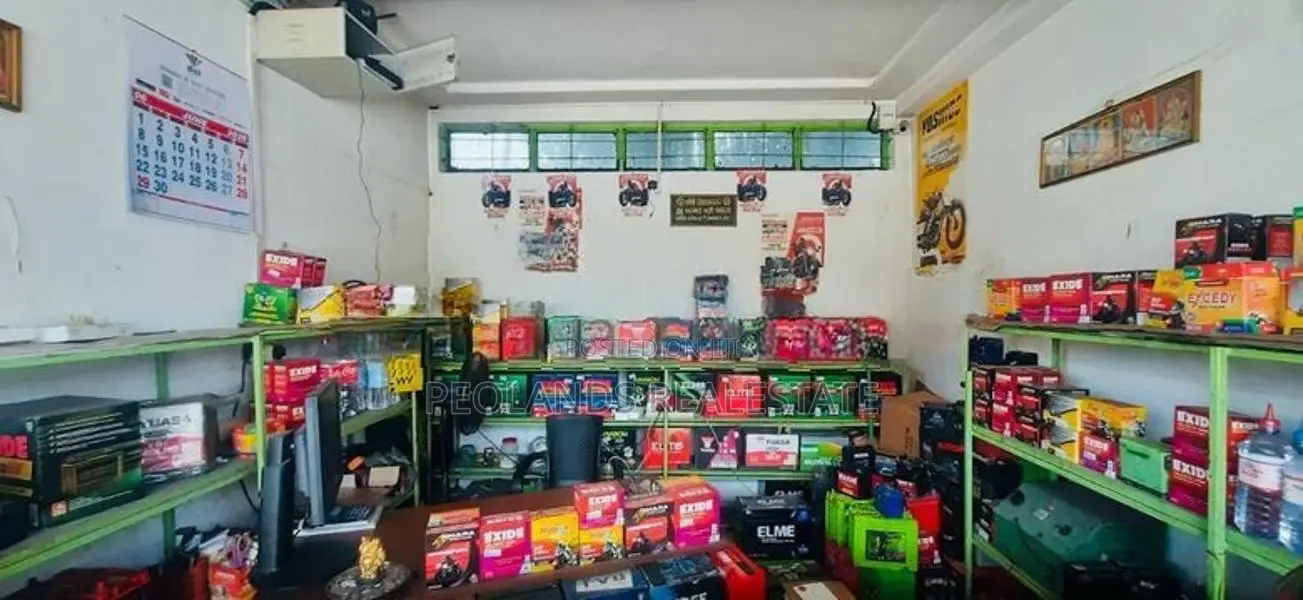 (RC601) Commercial Property for Sale in Wadduwa