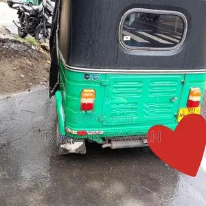 Bajaj RE 2012